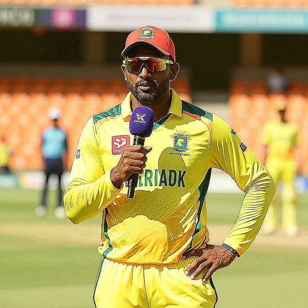 ডট বলের খাতা: এশিয়ার পিচে যে হিসাব কখনো থাম্বনেইলে ওঠে না