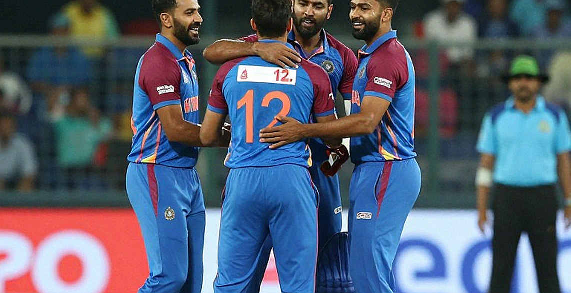 ক্যাপ্টেন্সির লেজার: স্মৃতি মান্ধানার হাতে ভারত, আর যে ঝুঁকিটা স্কোরকার্ডে ওঠে না ক্যাপ্টেন্সির লেজার: স্মৃতি মান্ধানার হাতে ভারত, আর যে ঝুঁকিটা স্কোরকার্ডে ওঠে না