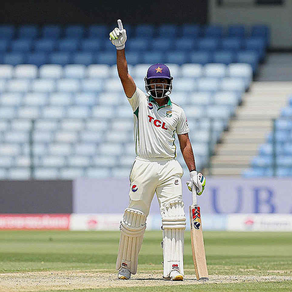 টাইমস্ট্যাম্পের শৃঙ্খল: এজেন্টের ছায়া, ক্রিকেটের ট্রান্সফার-অর্থনীতি আর ব্লকচেইনের নতুন খাতা